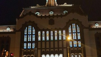 Megyeháza épületén díszvilágítás kiépítése (Debrecen)